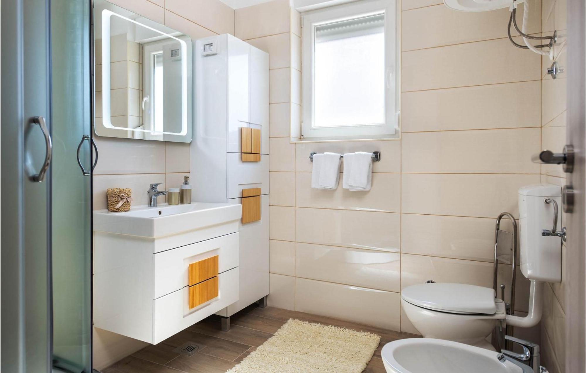 Holiday home Amazing In With Kitchen Pula